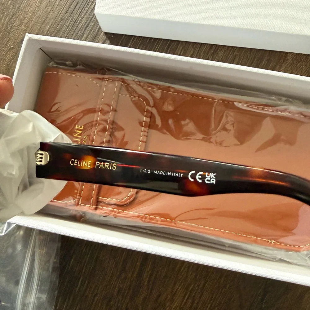 Celine CL40238U Sunglasses - Picture 6 of 10